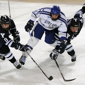 kaiyun登录-当足球泪滴遇见篮球火焰，一场横跨足篮的悲喜风暴，泪滴与火焰，足篮交织的悲喜风暴